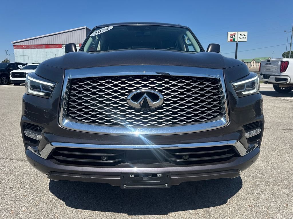 2024 INFINITI QX80 LUXE