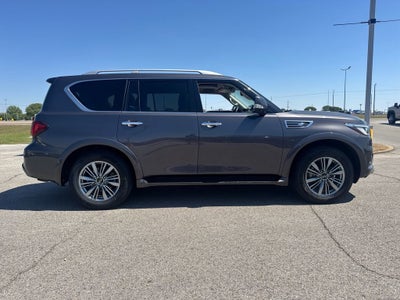 2024 INFINITI QX80 LUXE