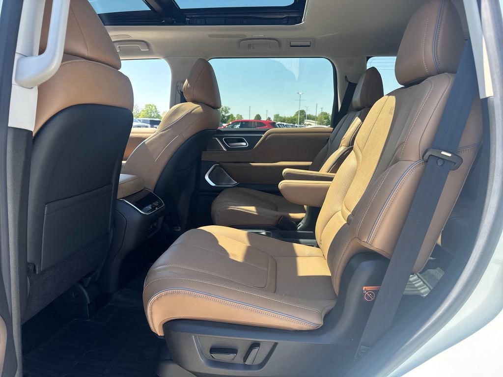2025 INFINITI QX80 SENSORY