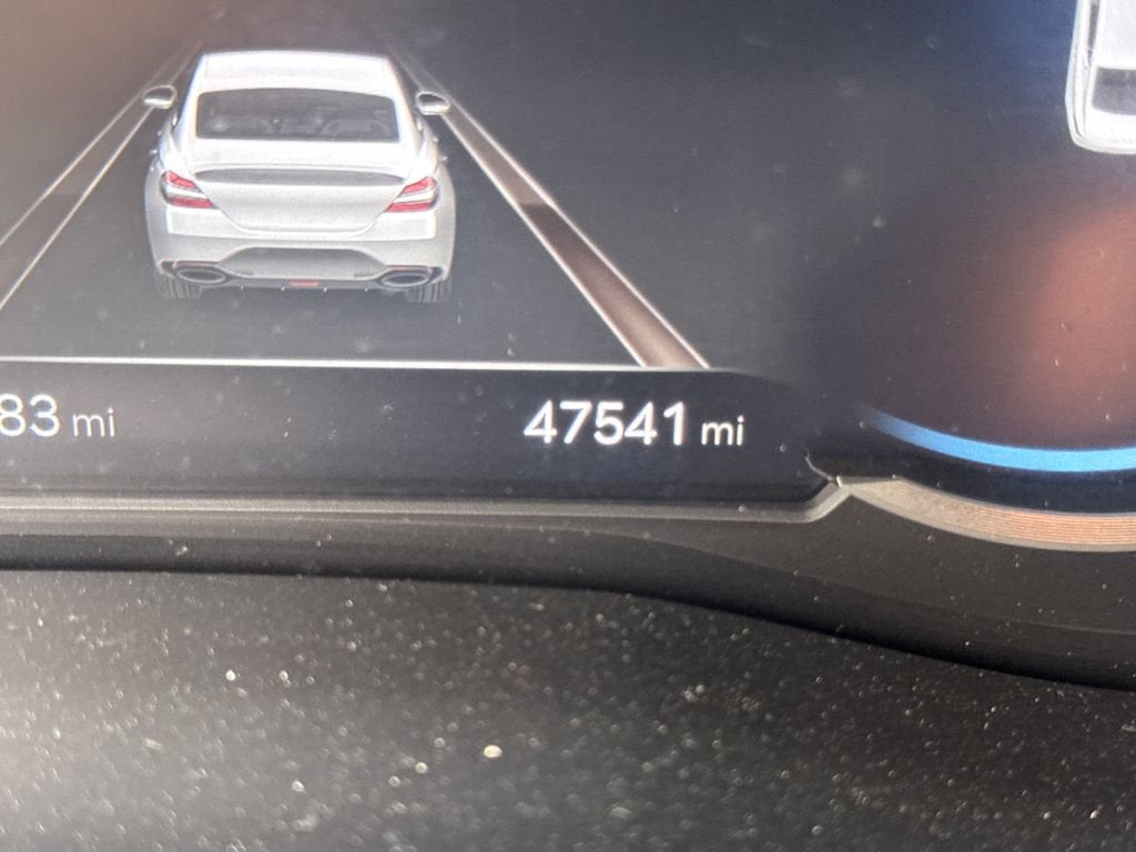 2023 Genesis G70 2.0T
