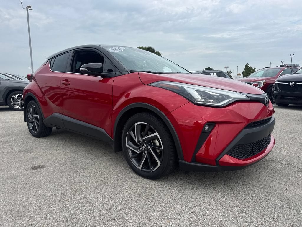 2022 Toyota C-HR XLE