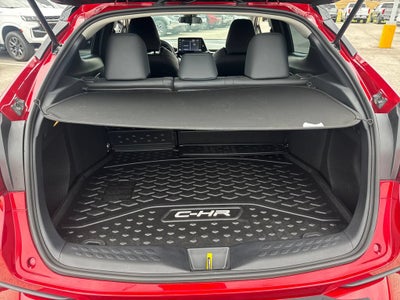2022 Toyota C-HR XLE