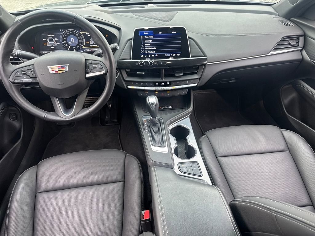 2023 Cadillac CT4 Premium Luxury