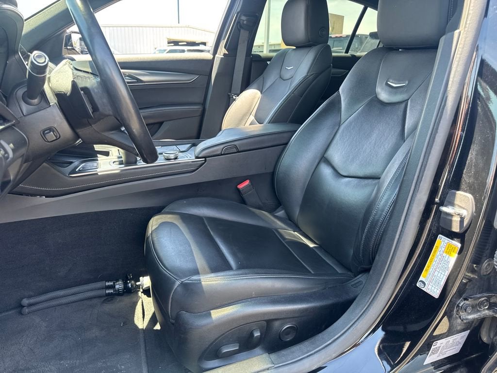 2022 Cadillac CT5 Premium Luxury