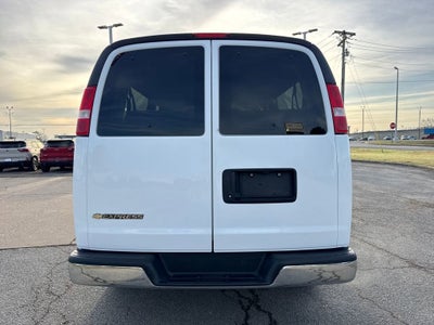 2024 Chevrolet Express Passenger 3500 1LT