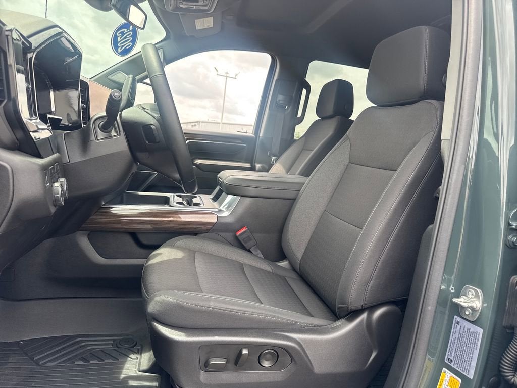 2025 Chevrolet Silverado 3500 HD LT