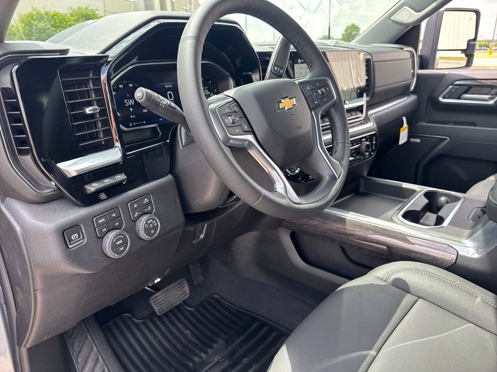 2026 Chevrolet Silverado 3500 HD LTZ DRW