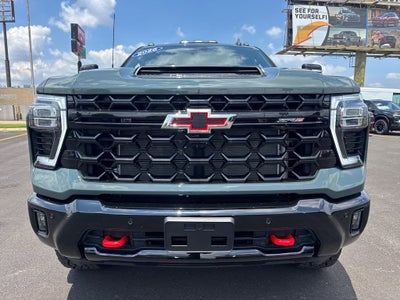 2026 Chevrolet Silverado 2500 HD ZR2