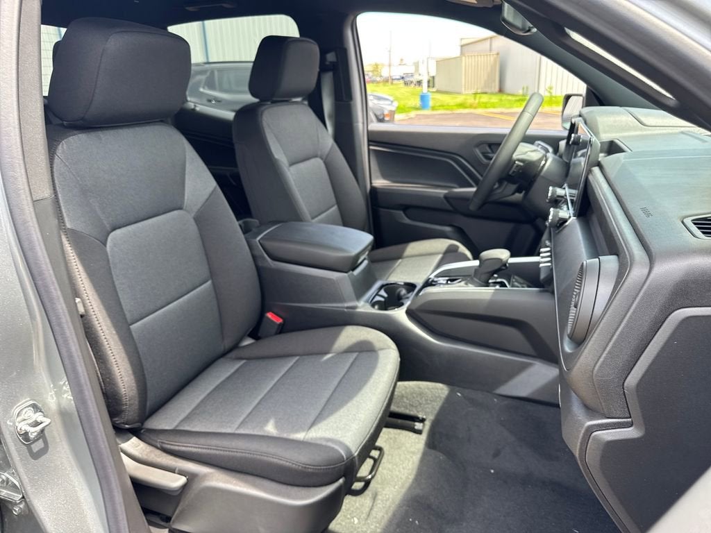 2026 Chevrolet Colorado Work Truck - Photo 10