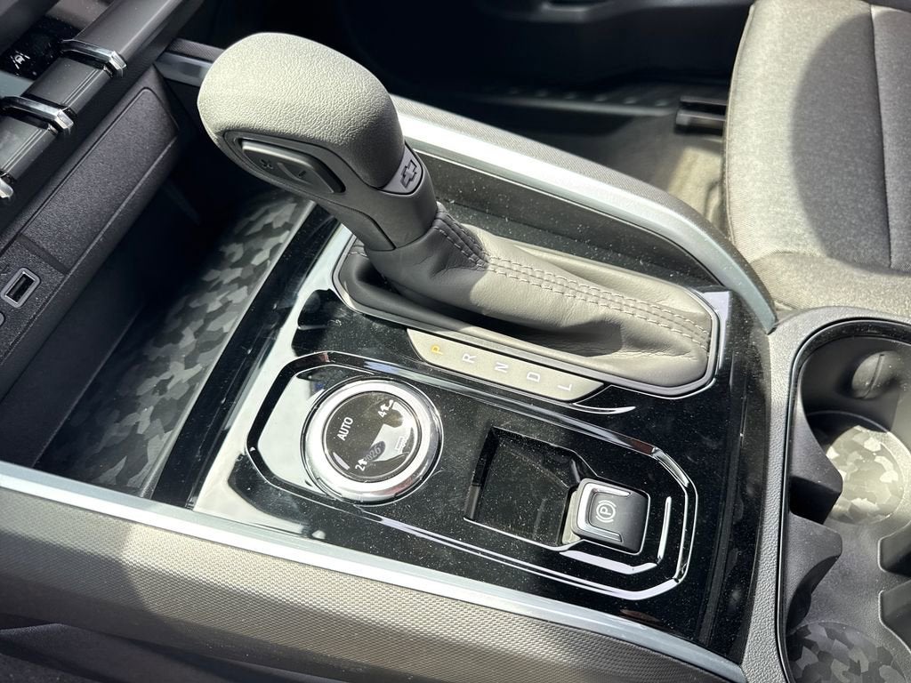 2026 Chevrolet Colorado Work Truck - Photo 16