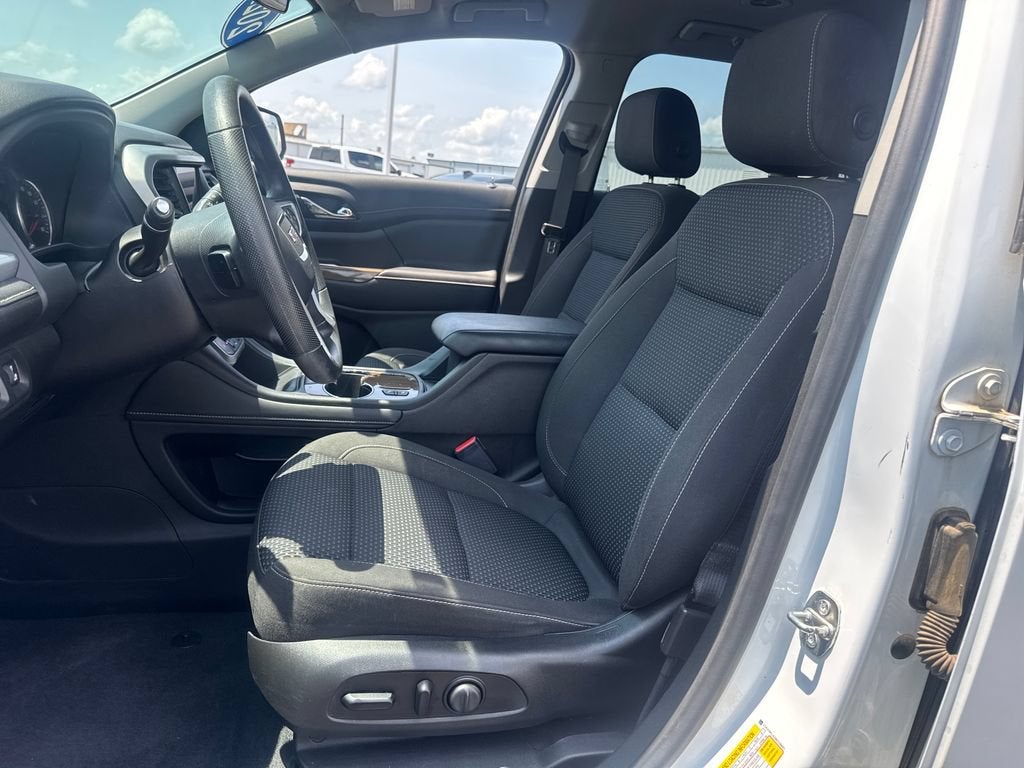 2021 GMC Acadia SLE