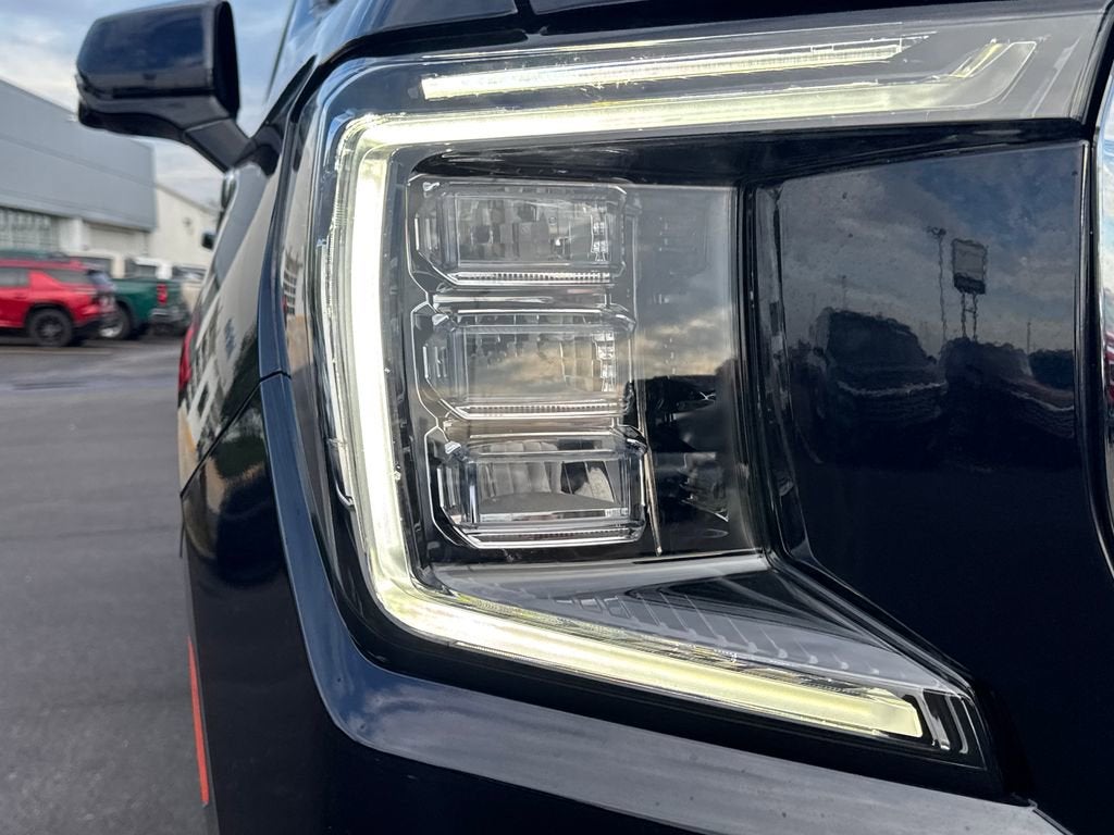 2024 GMC Yukon SLT