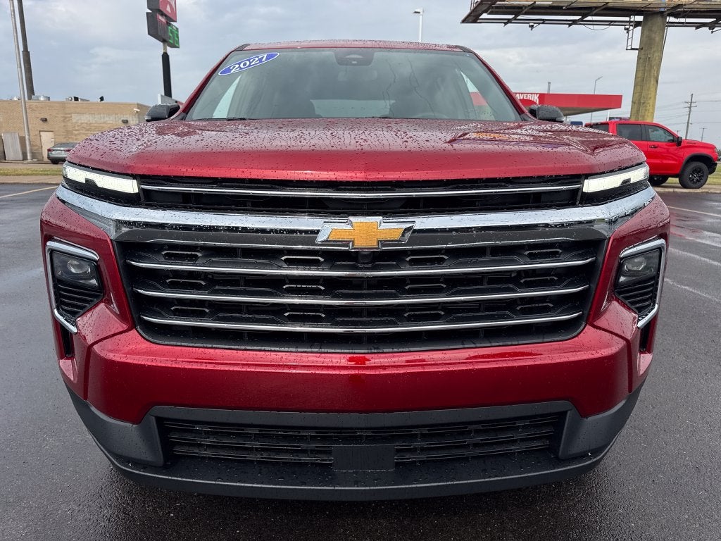 2027 Chevrolet Traverse LT - Photo 9