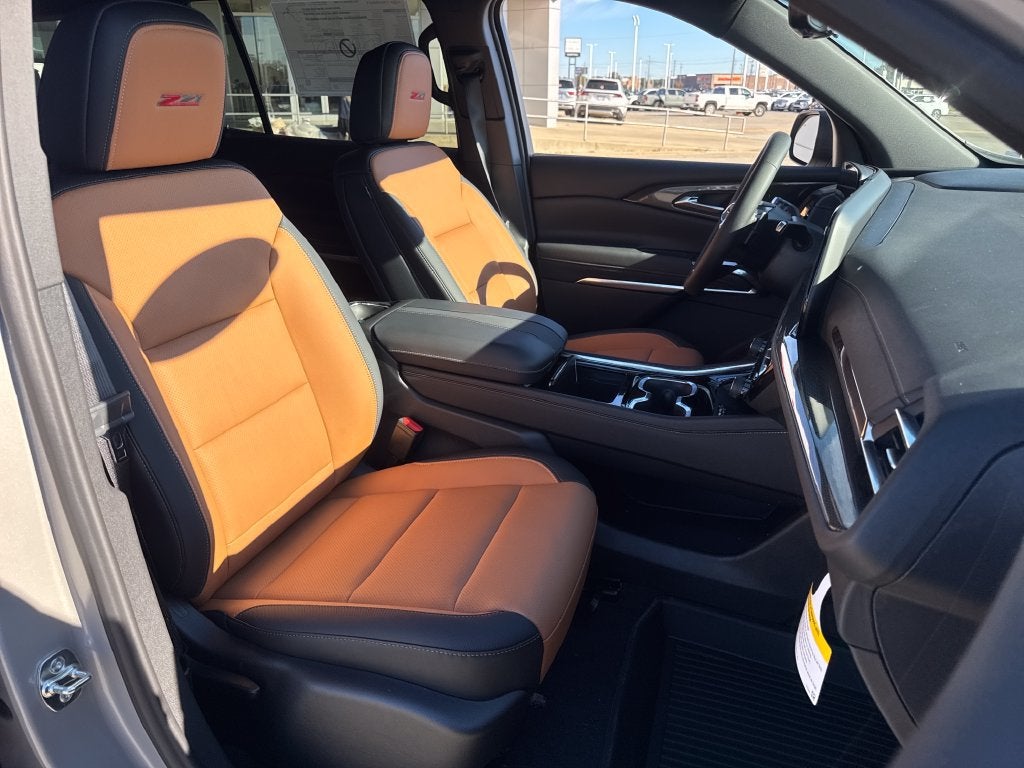 2027 Chevrolet Traverse Z71 - Photo 12