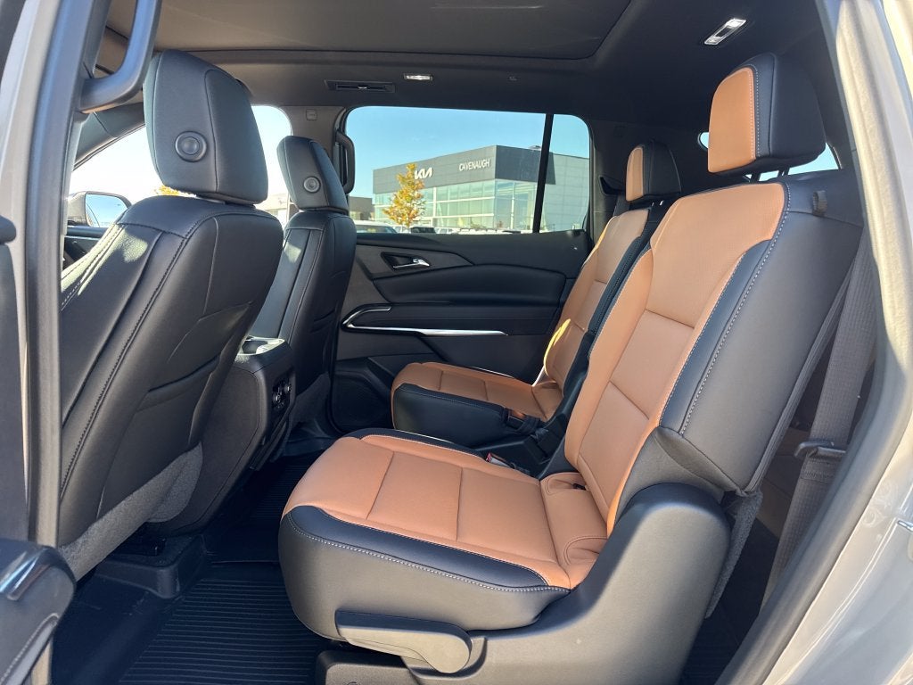 2027 Chevrolet Traverse Z71 - Photo 13
