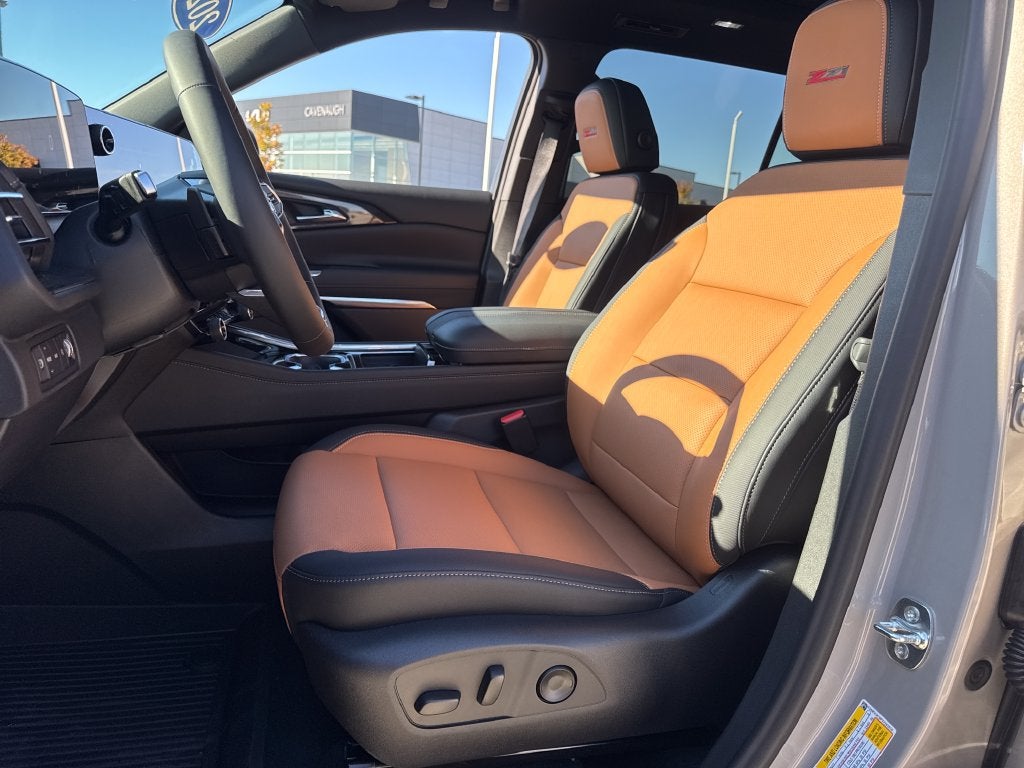 2027 Chevrolet Traverse Z71 - Photo 18