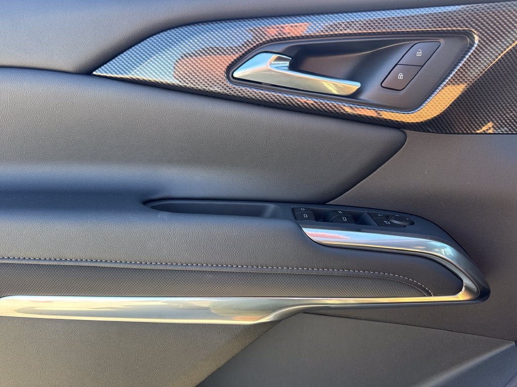 2027 Chevrolet Traverse Z71 - Photo 20