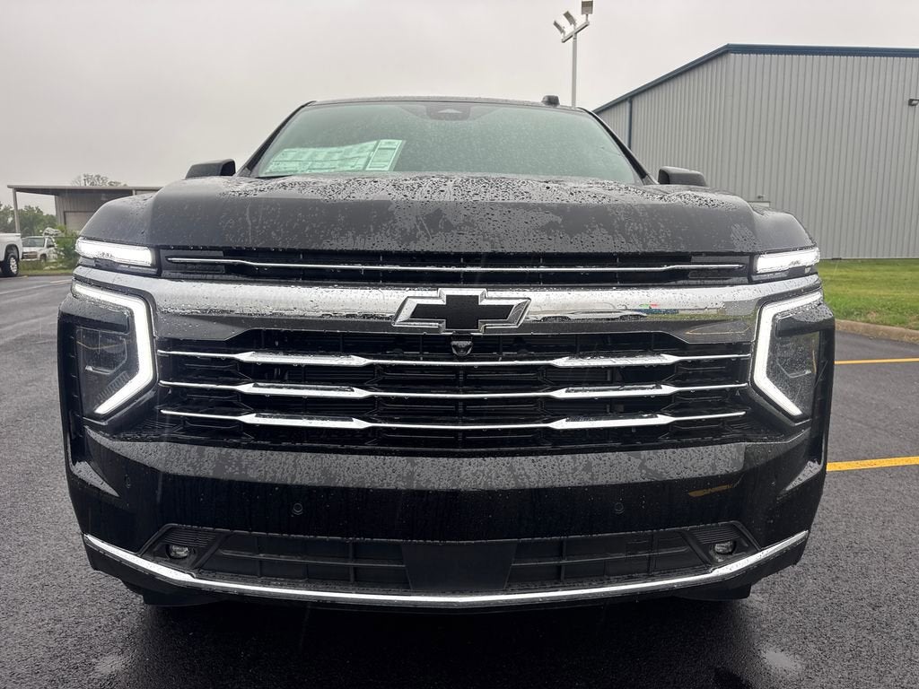 2026 Chevrolet Suburban LT - Photo 10