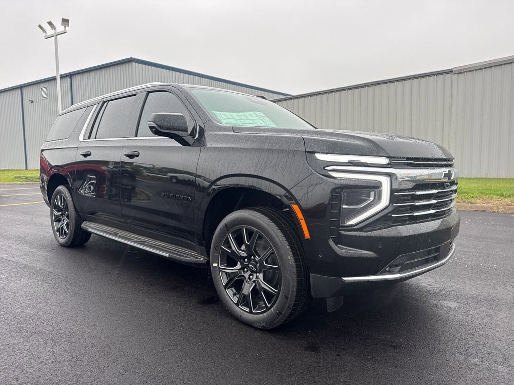 2026 Chevrolet Suburban LT - Photo 9