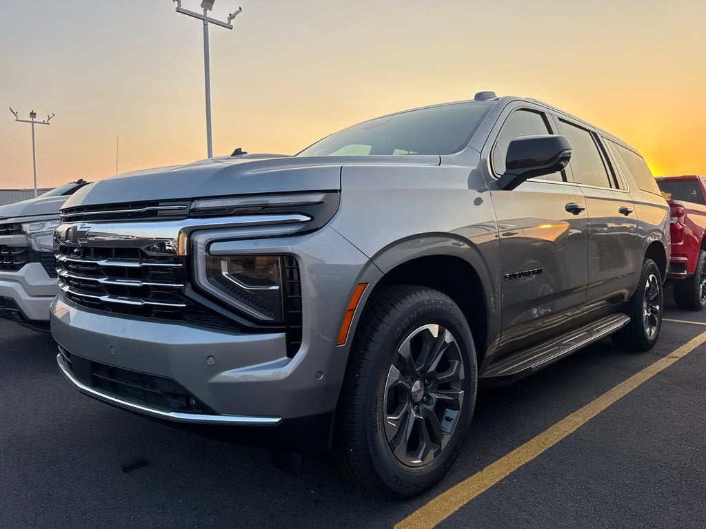 2026 Chevrolet Suburban LT