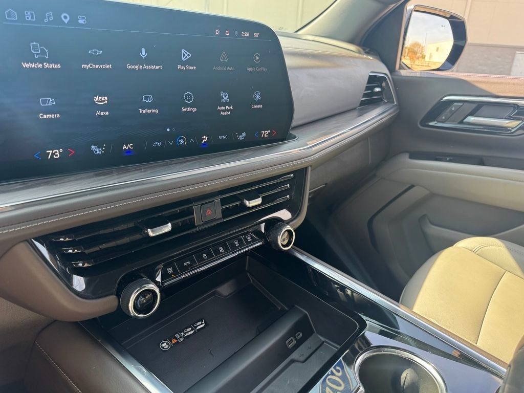 2025 Chevrolet Suburban LT