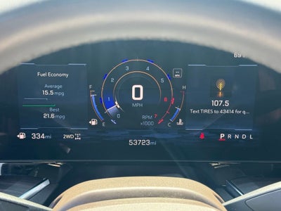 2025 Chevrolet Suburban LT