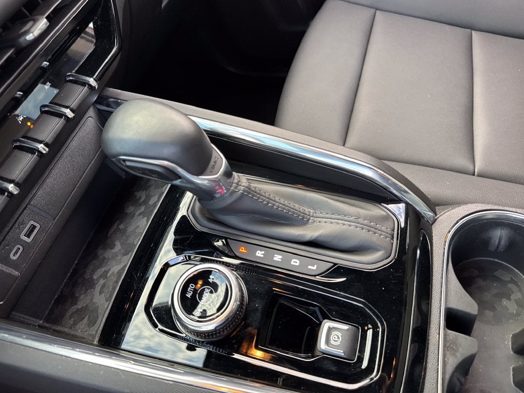 2025 GMC Canyon Elevation