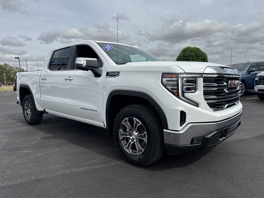 2025 GMC Sierra 1500 SLT