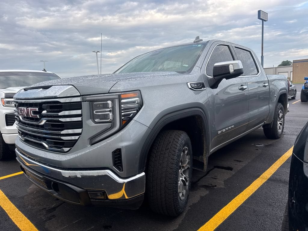 2025 GMC Sierra 1500 SLT