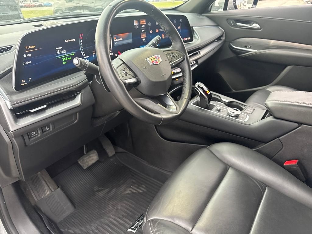 2025 Cadillac XT4 Premium Luxury