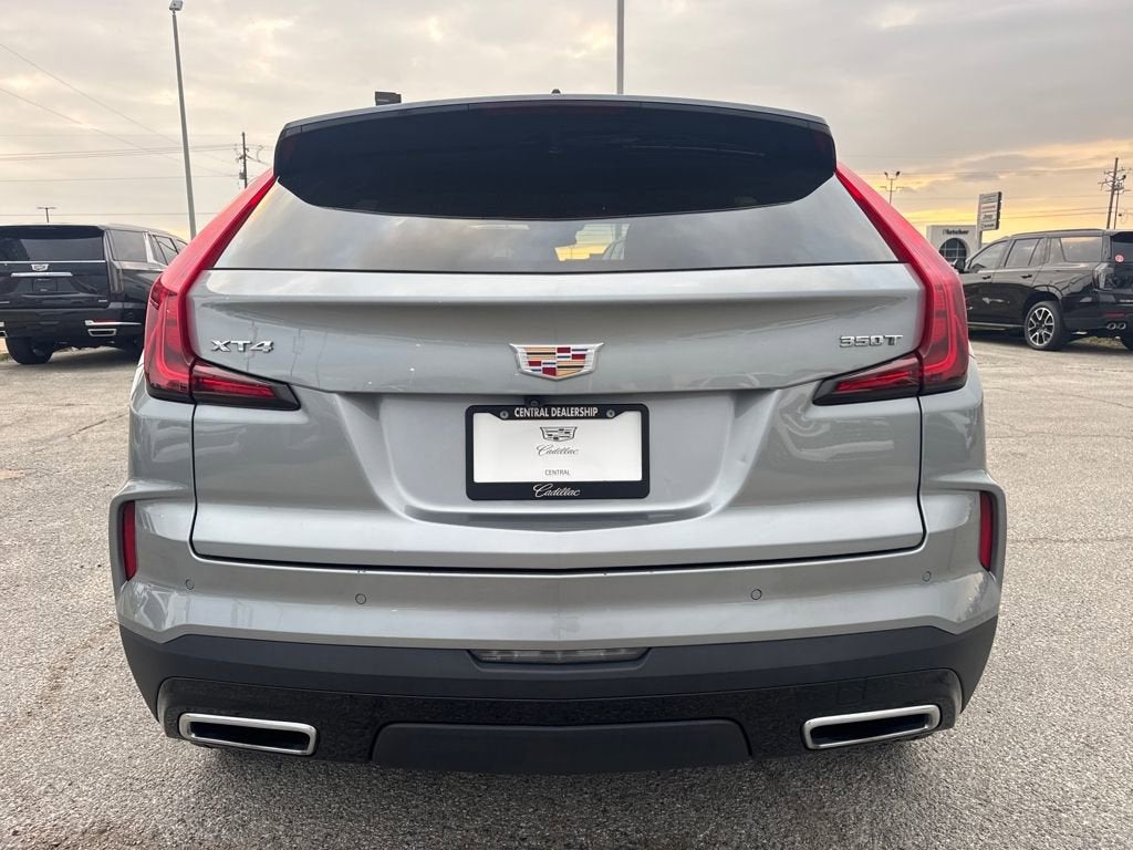2025 Cadillac XT4 Premium Luxury