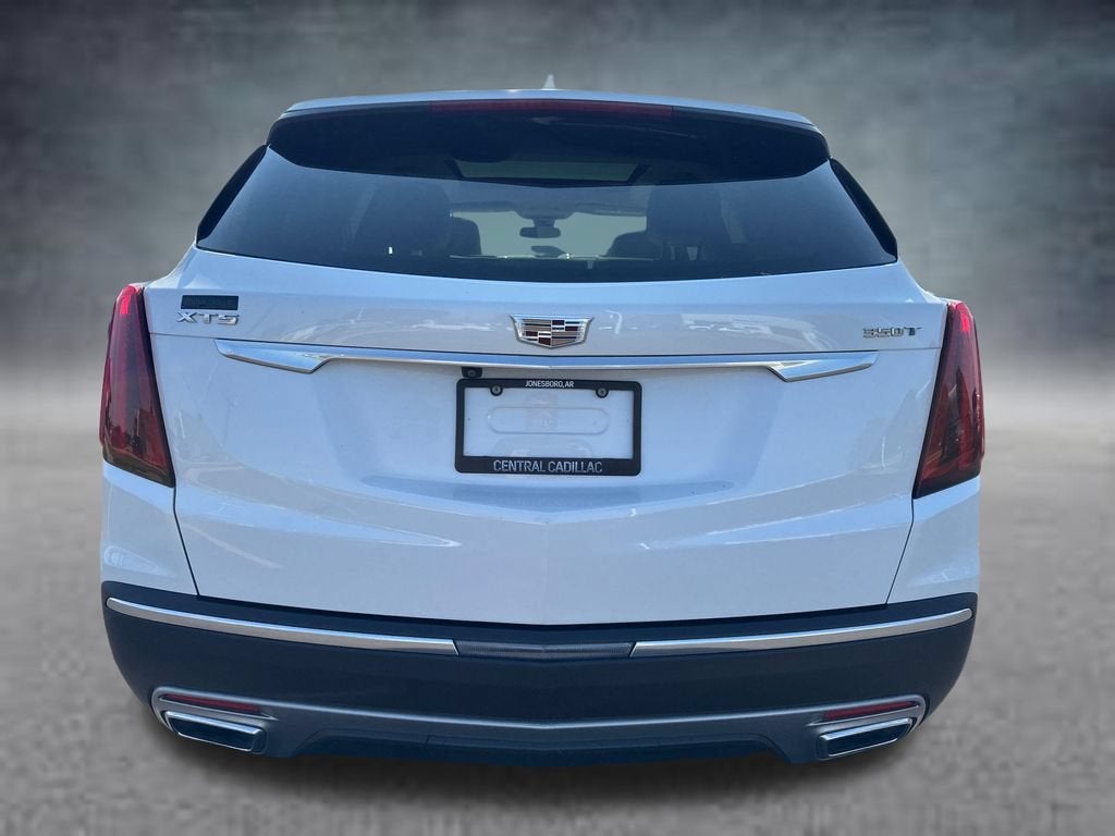2022 Cadillac XT5 FWD Premium Luxury