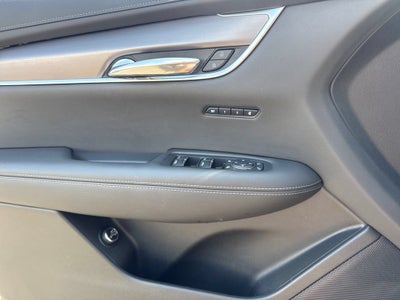2024 Cadillac XT6 Luxury