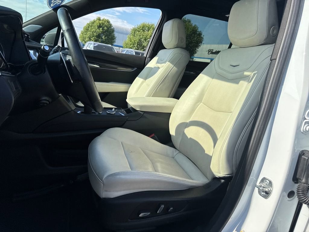 2024 Cadillac XT6 Sport