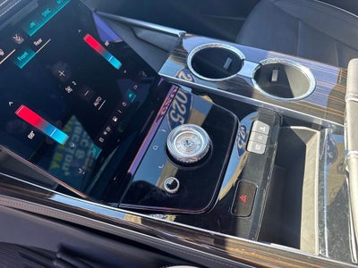 2025 Cadillac Escalade Premium Luxury