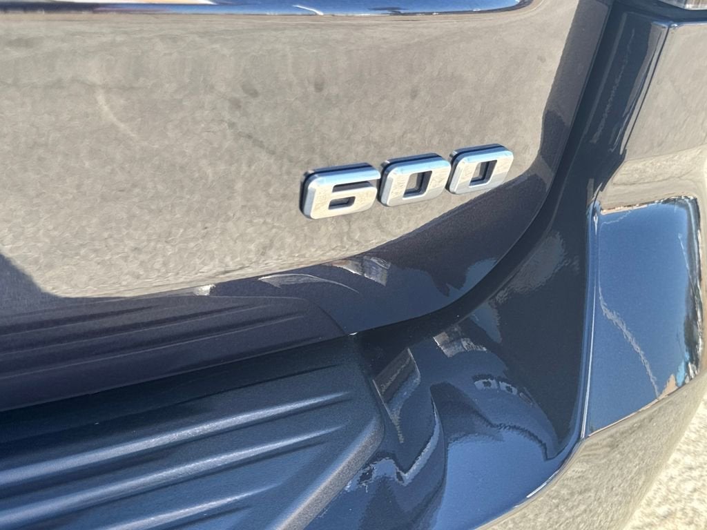 2025 Cadillac Escalade Premium Luxury