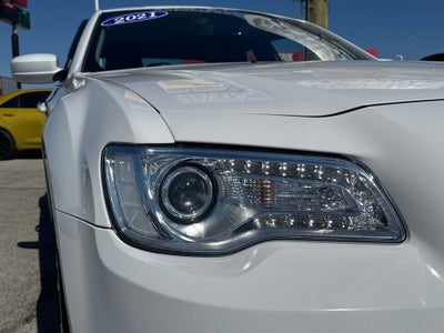 2021 Chrysler 300 Touring