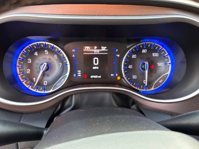 2024 Chrysler Voyager LX