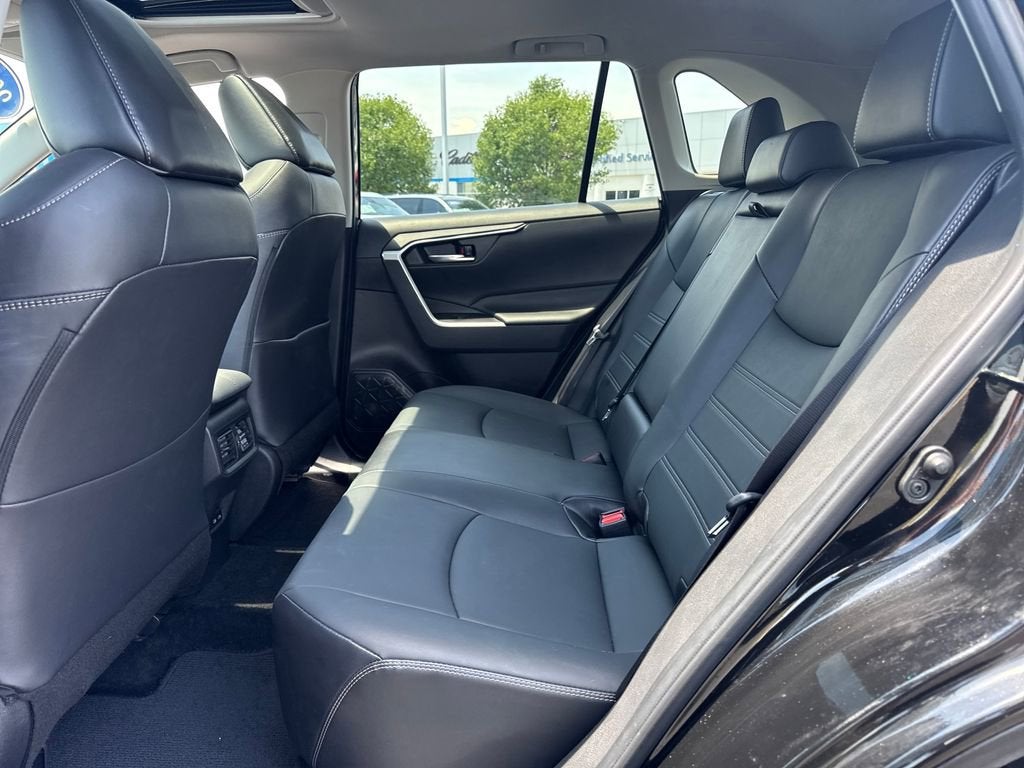 2022 Toyota RAV4 XLE Premium