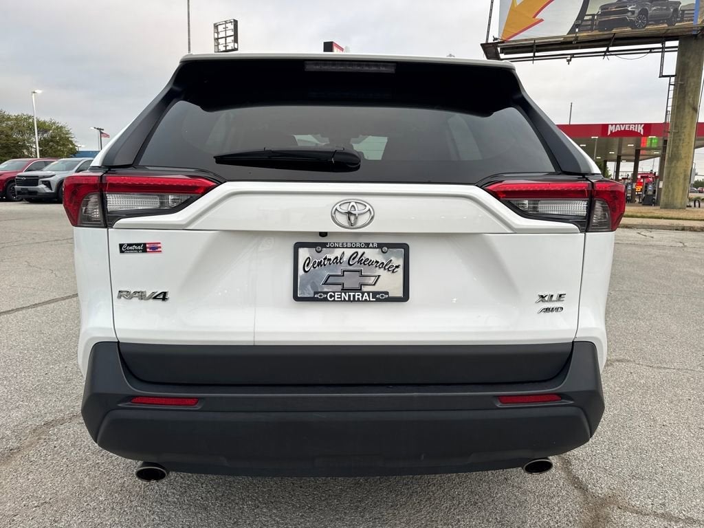 2024 Toyota RAV4 XLE