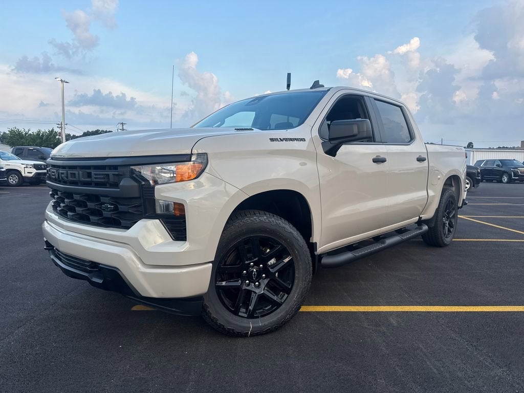 2026 Chevrolet Silverado 1500 Custom 4X4 Crew Cab Short Box's photo