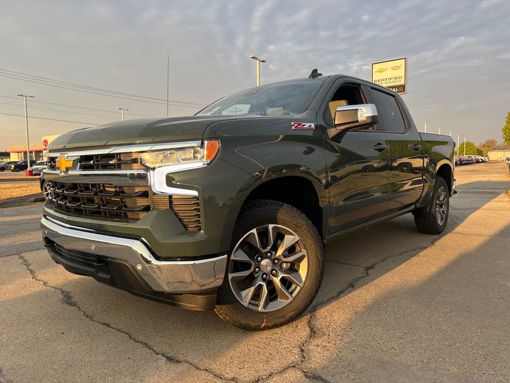 2026 Chevrolet Silverado 1500 LT