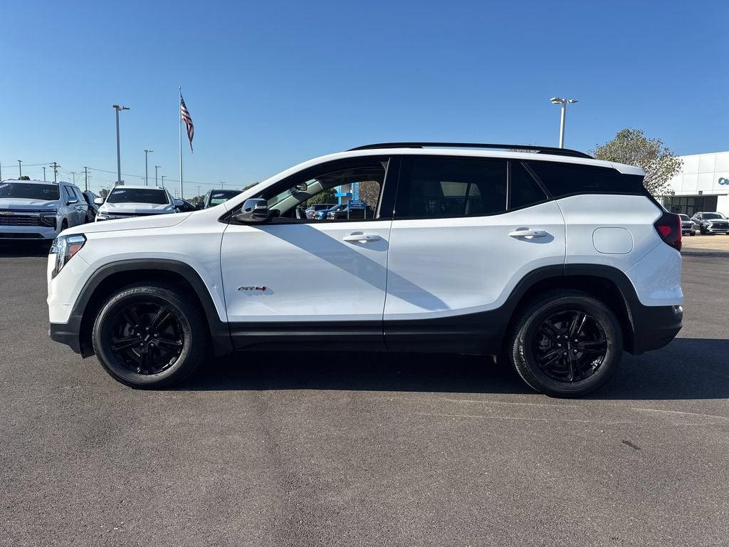 2024 GMC Terrain AT4
