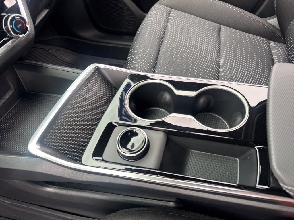 2027 Chevrolet Equinox LT - Photo 18