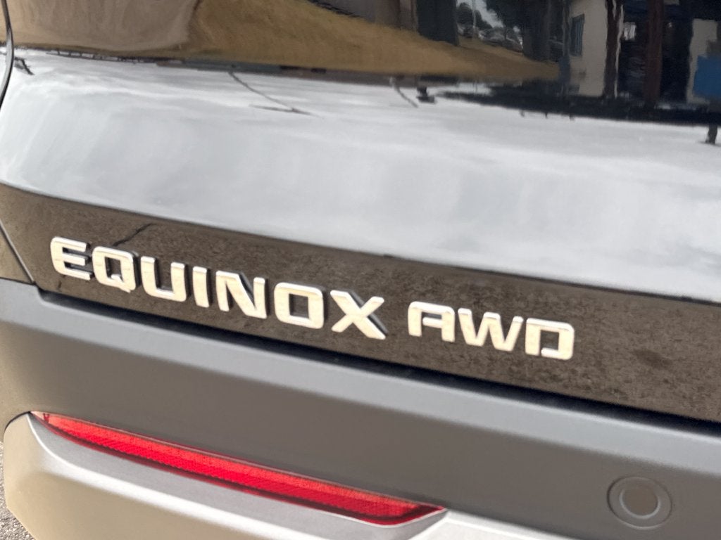 2027 Chevrolet Equinox LT - Photo 6