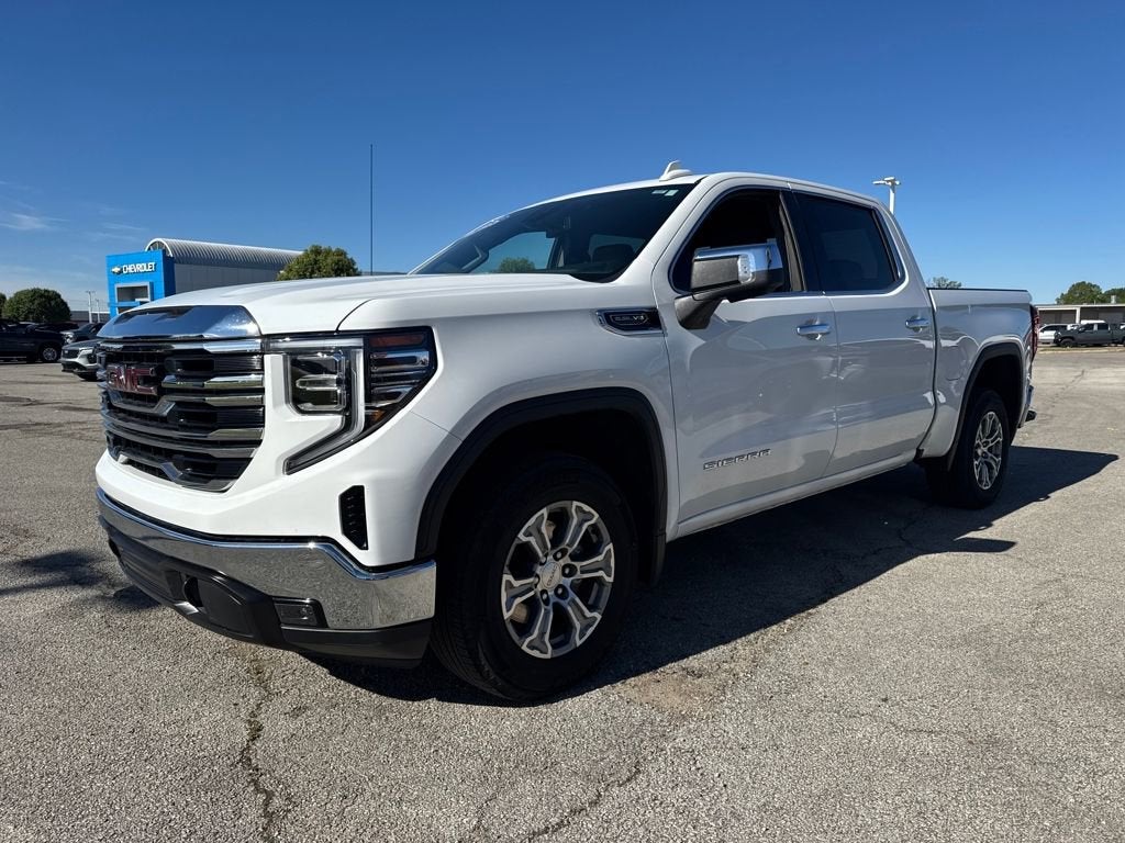 2025 GMC Sierra 1500 SLT