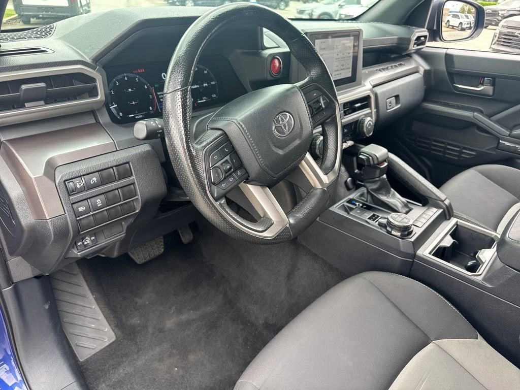 2024 Toyota Tacoma 4WD SR5