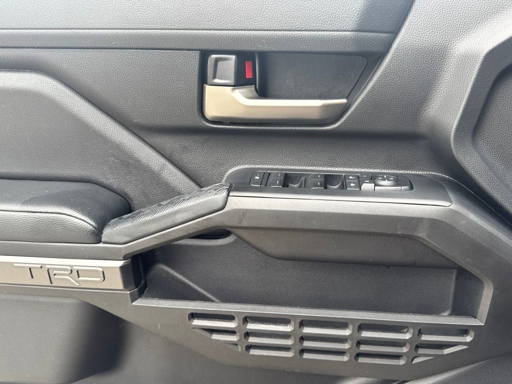 2024 Toyota Tacoma 4WD SR5