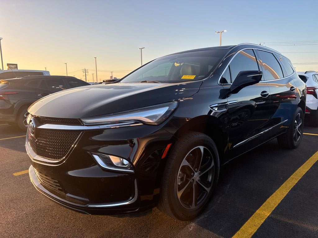2022 Buick Enclave Essence