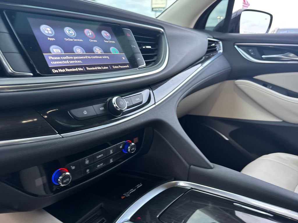 2022 Buick Enclave Essence